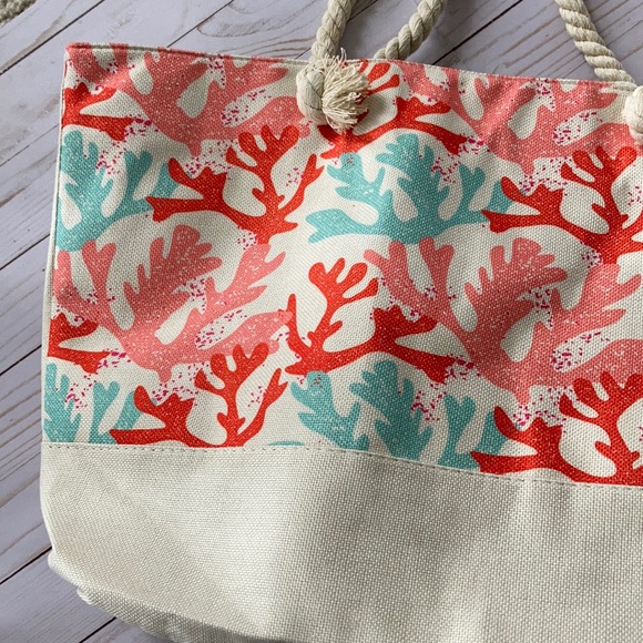 Jumbo Coral Reef Beach Tote - Picture 3 of 8